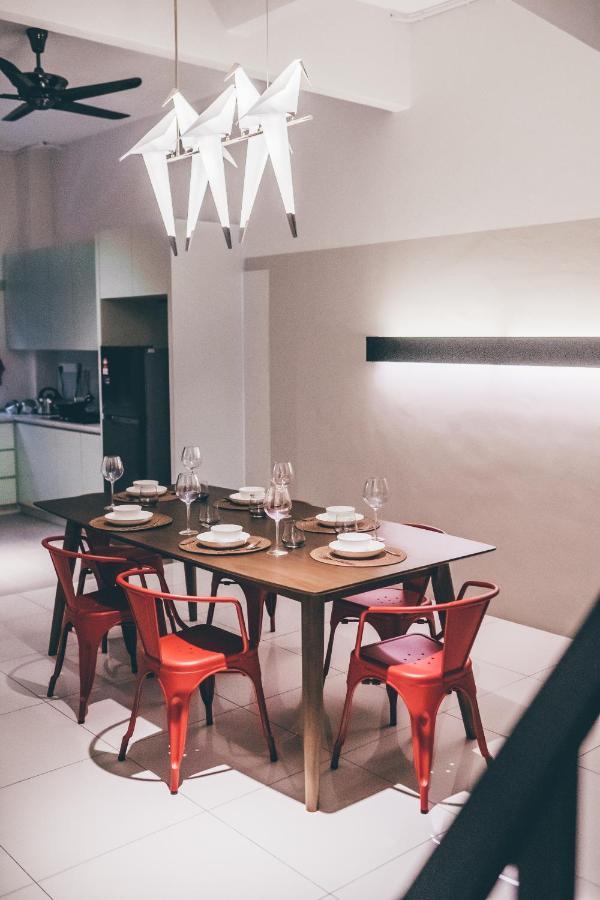 J Residence Banting  Bagian luar foto
